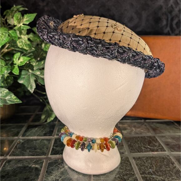 Saks Fifth Avenue Millinery Vintage MCM Beige & Black Straw Bumper Hat w/ Fruit - Picture 4 of 8